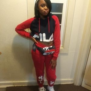 Meet your Posher, Ne'ajsha